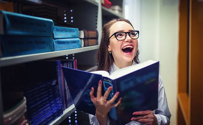 50 Librarian Jokes That You Shhush Read In The Library