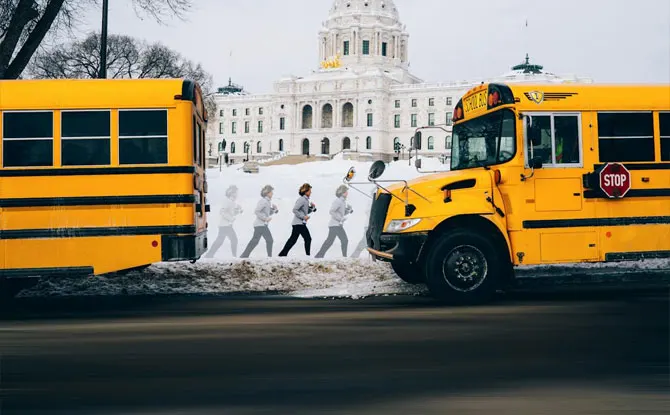 100 Bus Driver Jokes That&rsquo;ll Drive You to Tears (of Laughter)