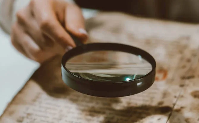 Dig Sites and Dad Jokes: Historian Humor That Stands the Test of Time 